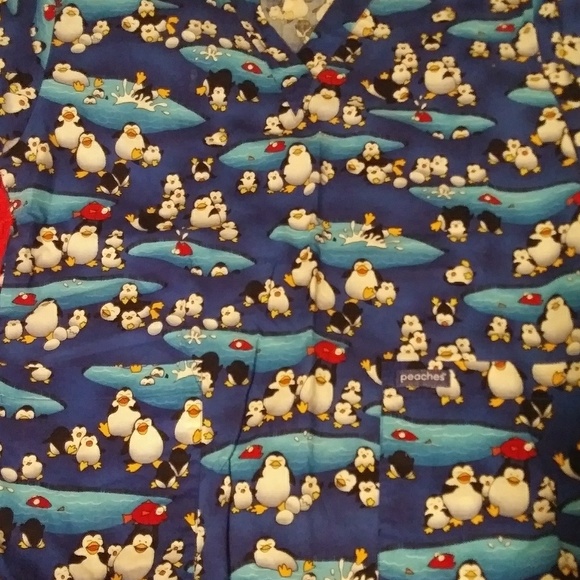 2 medium scrub tops - Picture 3 of 3